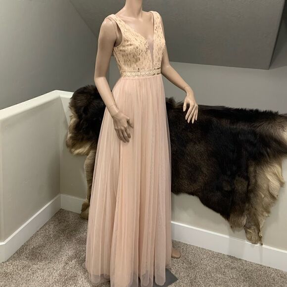 Elegant Sequined Floral Lace Double V-Neck Party Dress - Picture 6 of 14